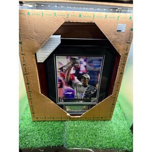 Framed Collectible Photo of Tom Brady w/the Vince Lombardi Trophy-XLIX